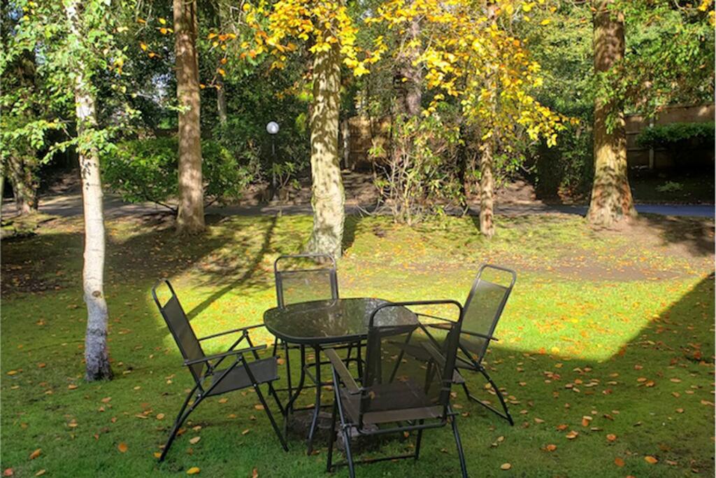 2 bedroom apartment for sale in West Lynn, Devisdale Road, Altrincham, WA14